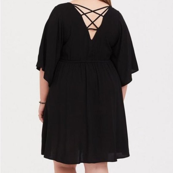 Women’s Torrid 0 Black Mini Challis Skater Dress Strappy Back 12 Large - Picture 1 of 14